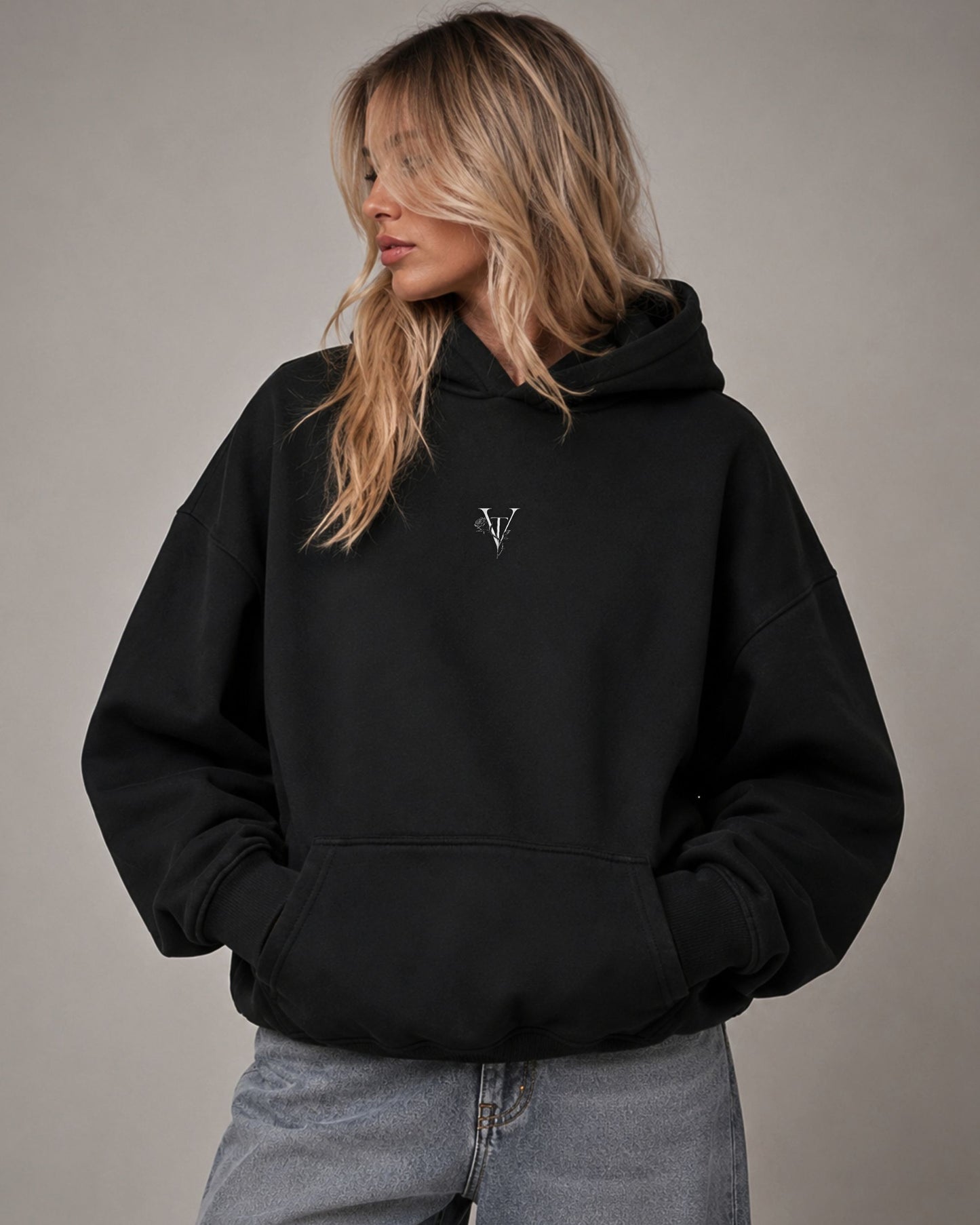 BARE MINIMUM - OVERSIZED HOODIE