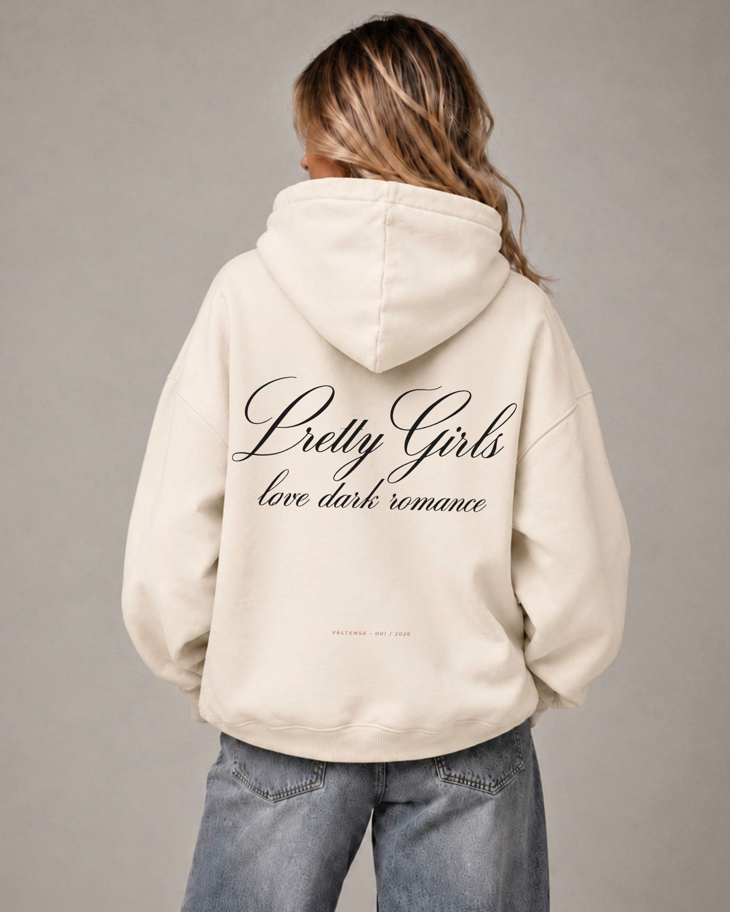 PRETTY GIRLS - OVERSIZED HOODIE