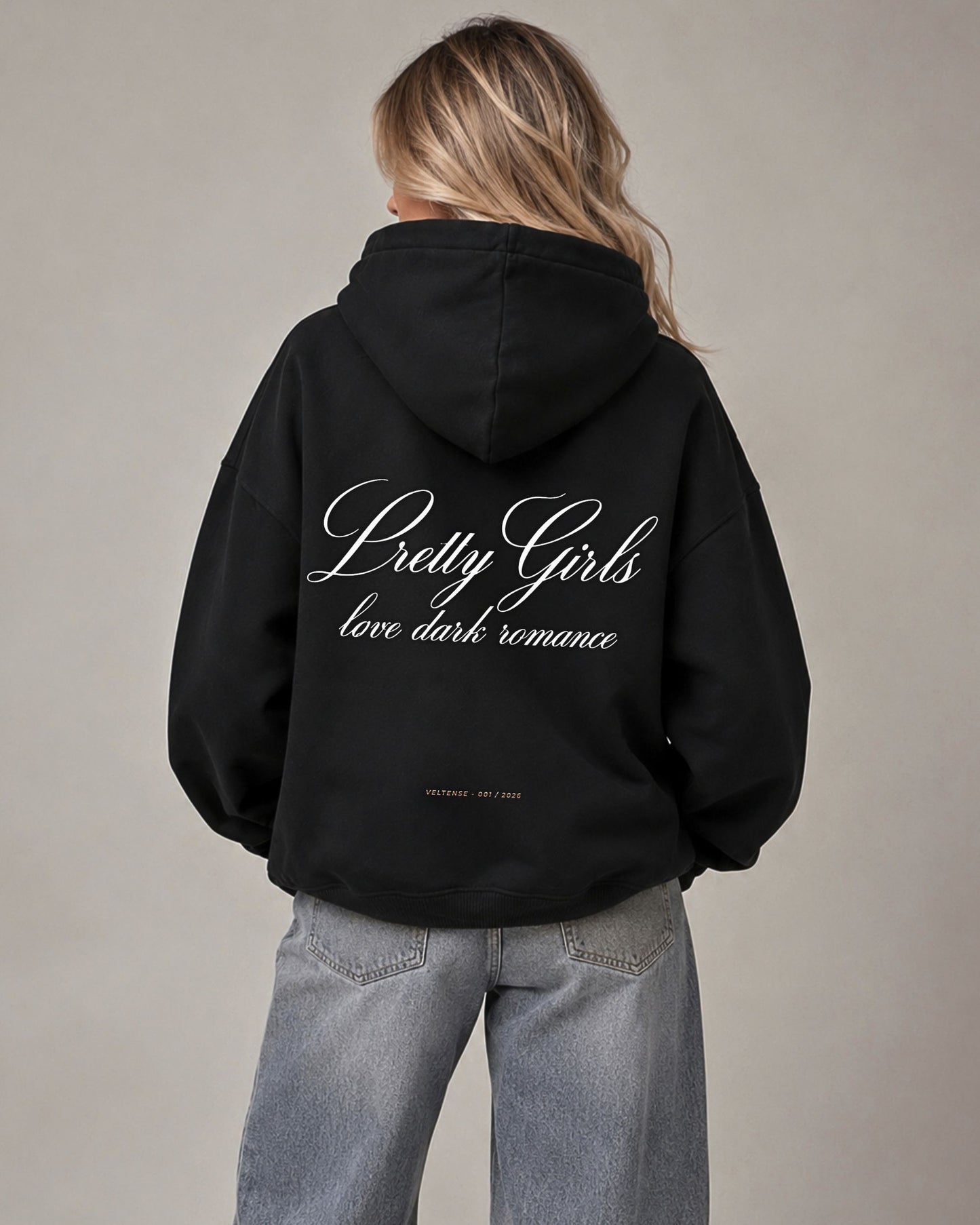 PRETTY GIRLS - OVERSIZED HOODIE