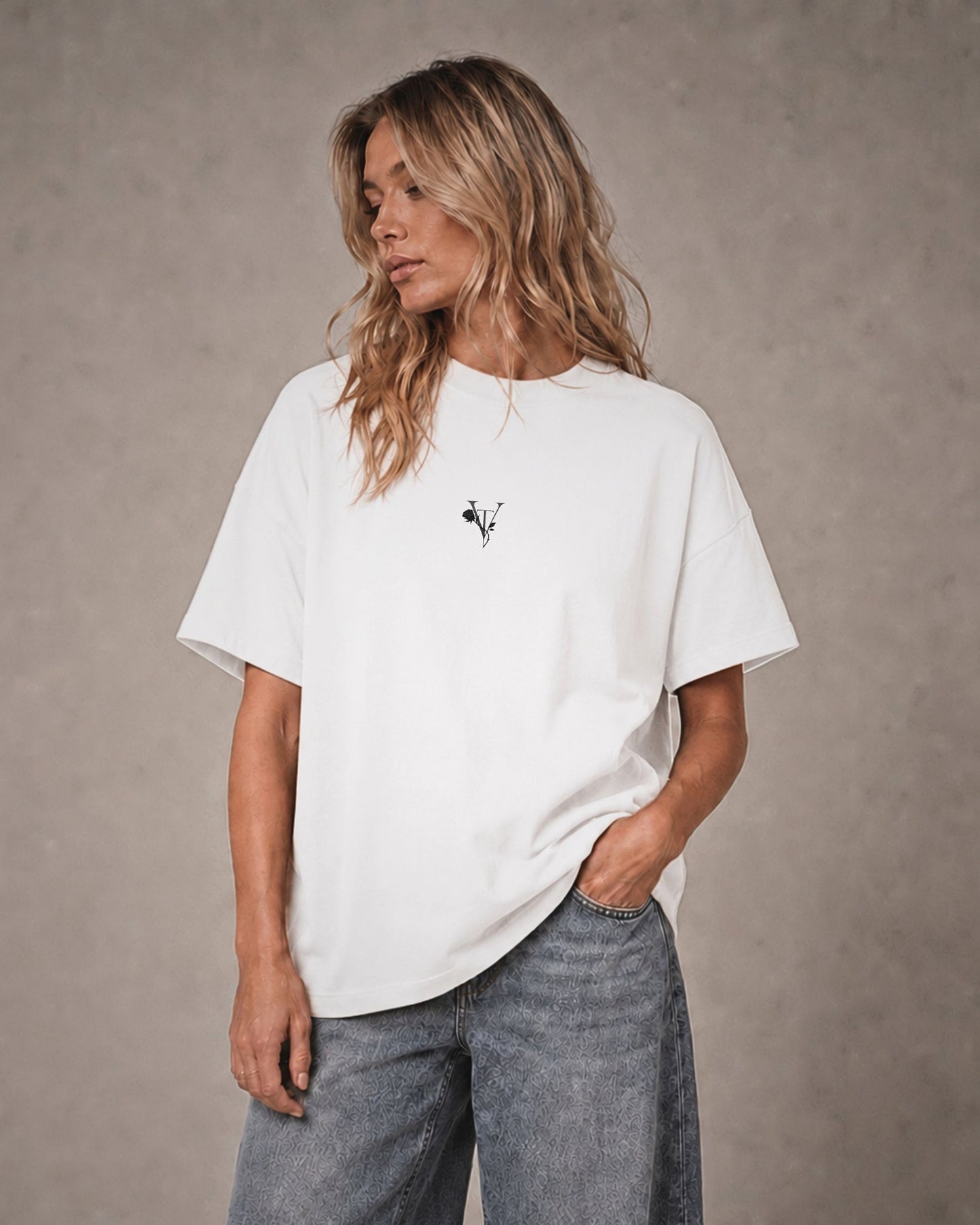 BARE MINIMUM - OVERSIZED T-SHIRT