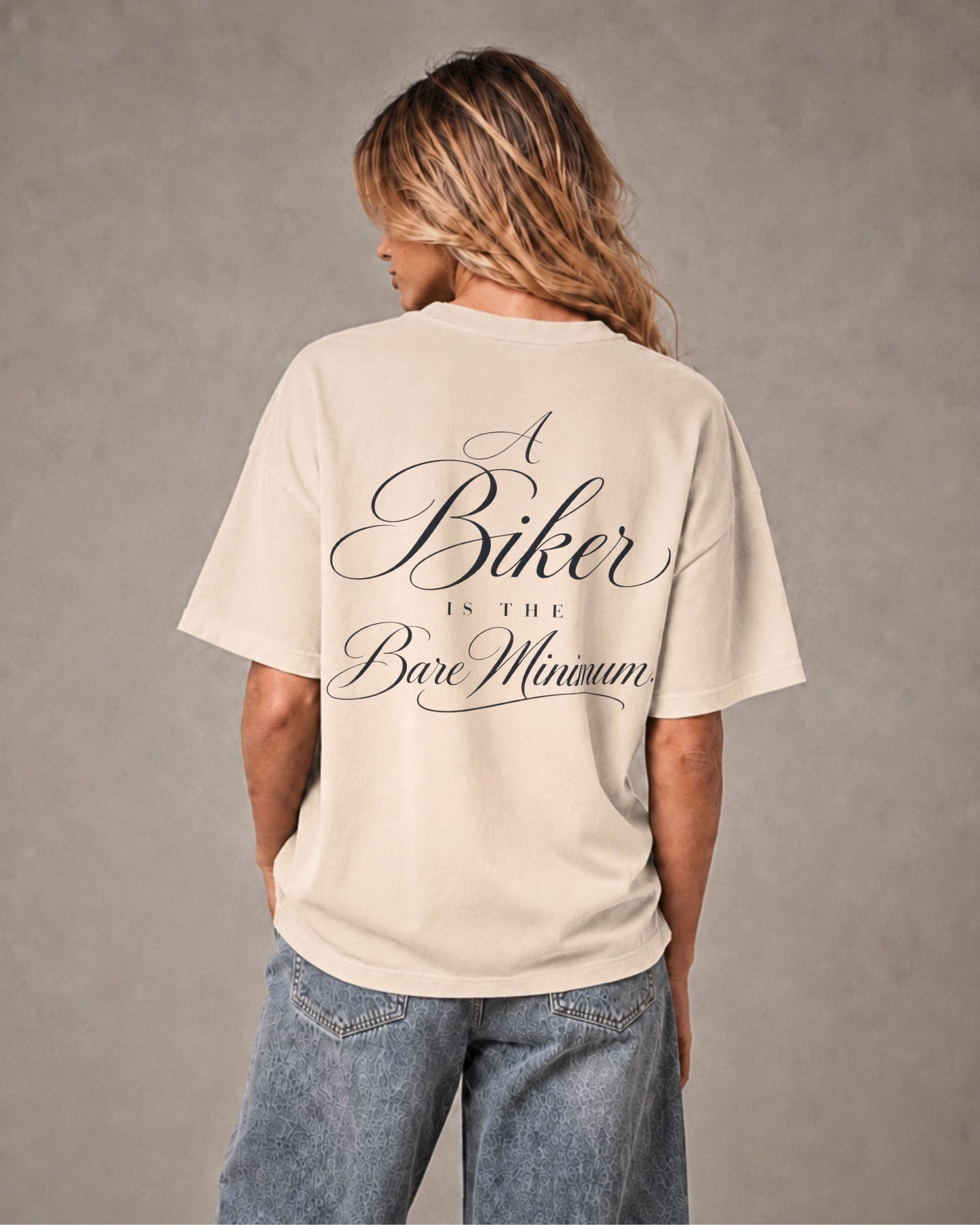 BARE MINIMUM - OVERSIZED T-SHIRT